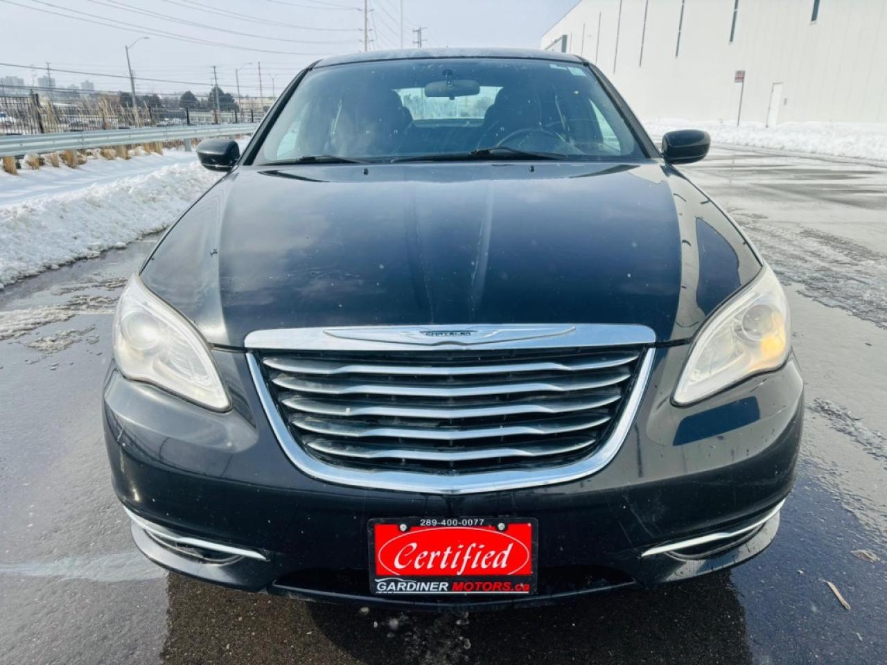 2013 Chrysler 200 Touring 2dr Convertible Automatic Photo