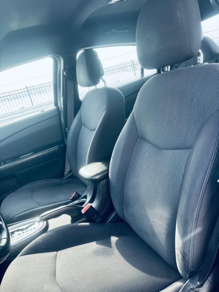 2013 Chrysler 200 Touring 2dr Convertible Automatic Photo