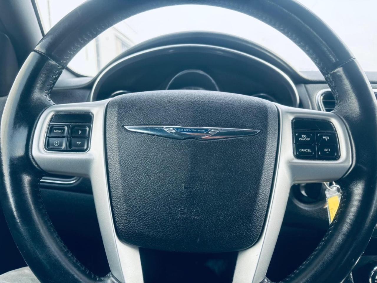2013 Chrysler 200 Touring 2dr Convertible Automatic Photo