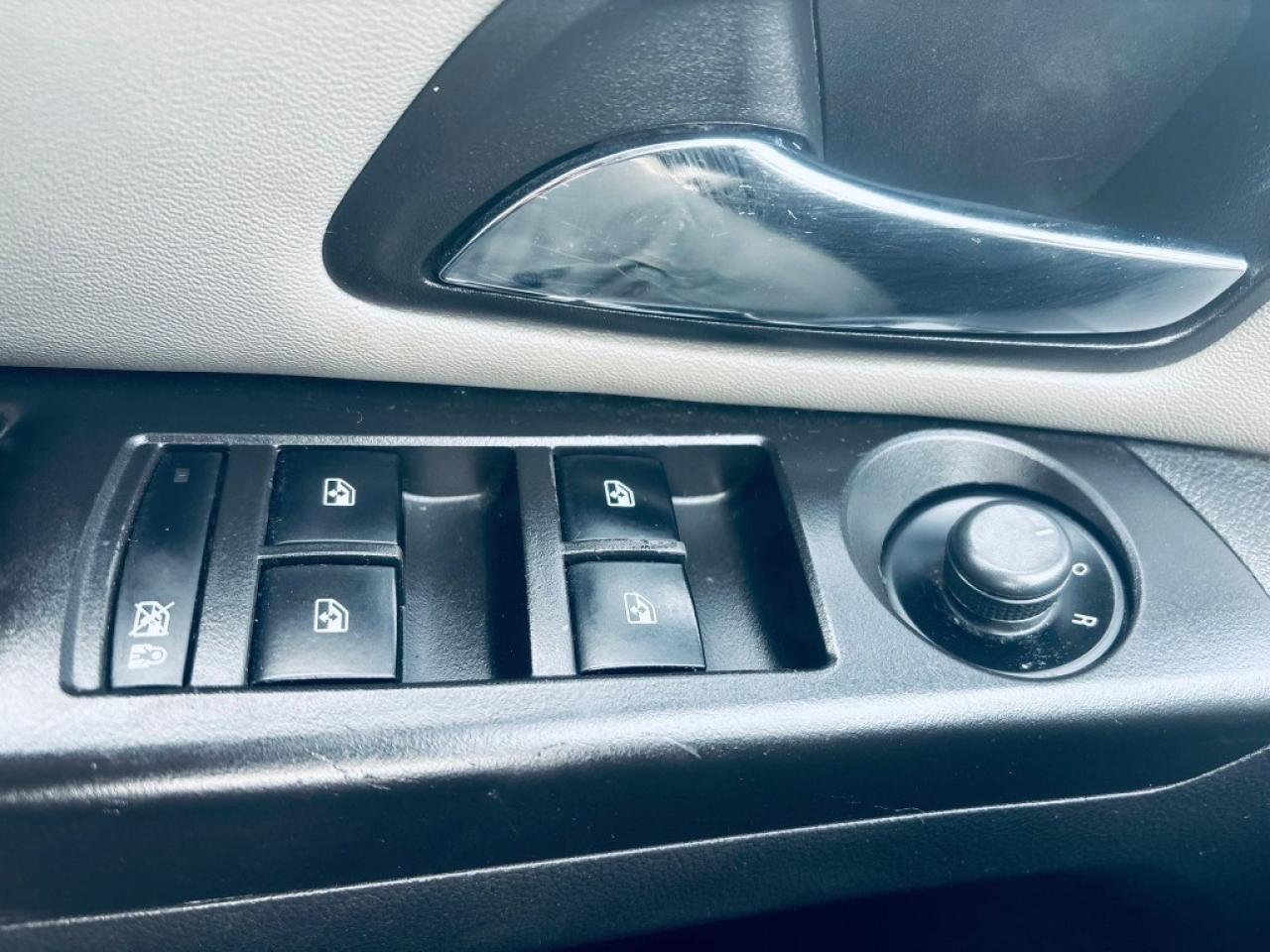 2013 Chevrolet Cruze ECO Auto 4dr Sedan Automatic Photo