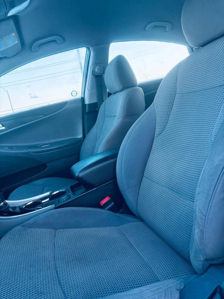 2012 Hyundai Sonata GLS 4dr Sedan Automatic Photo