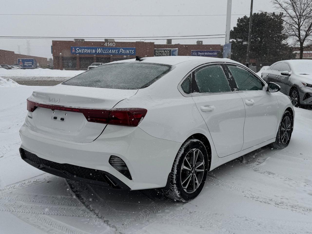 2023 Kia Forte EX Pkg.   Heated Seats & Steering Wheel   Carplay Photo