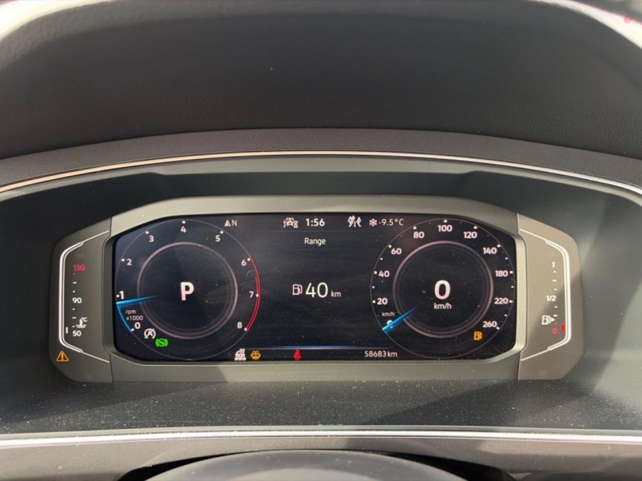 2024 Volkswagen Tiguan Highline R-Line  - Leather Seats Photo