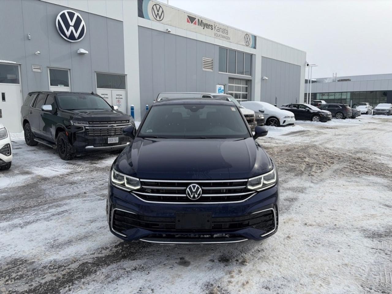 2024 Volkswagen Tiguan Highline R-Line  - Leather Seats Photo