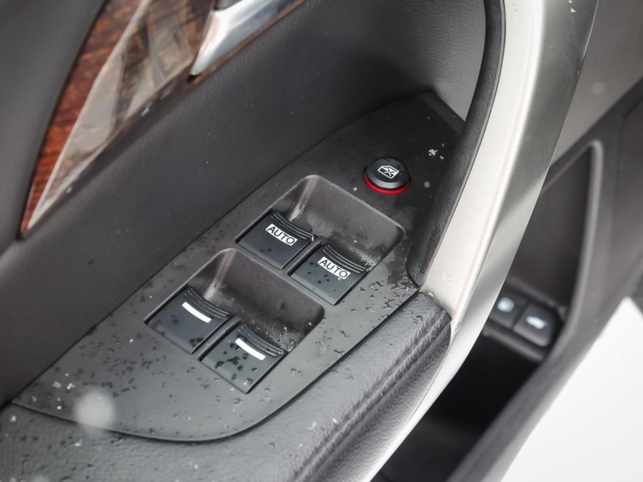 2012 Acura MDX Tech pkg Photo