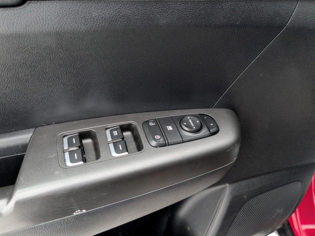 2022 Kia Sportage LX Photo