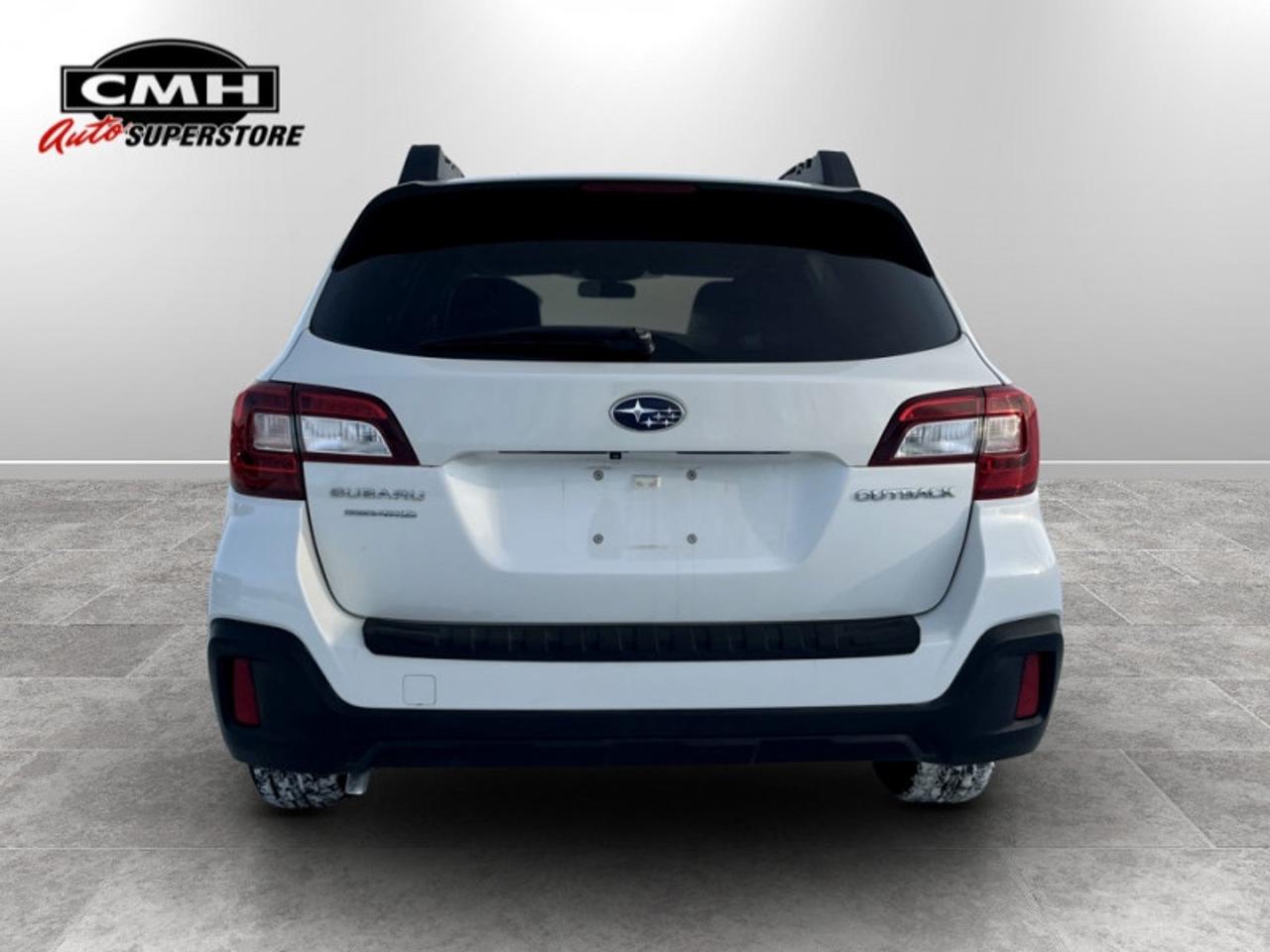 2018 Subaru Outback 2.5i Photo3