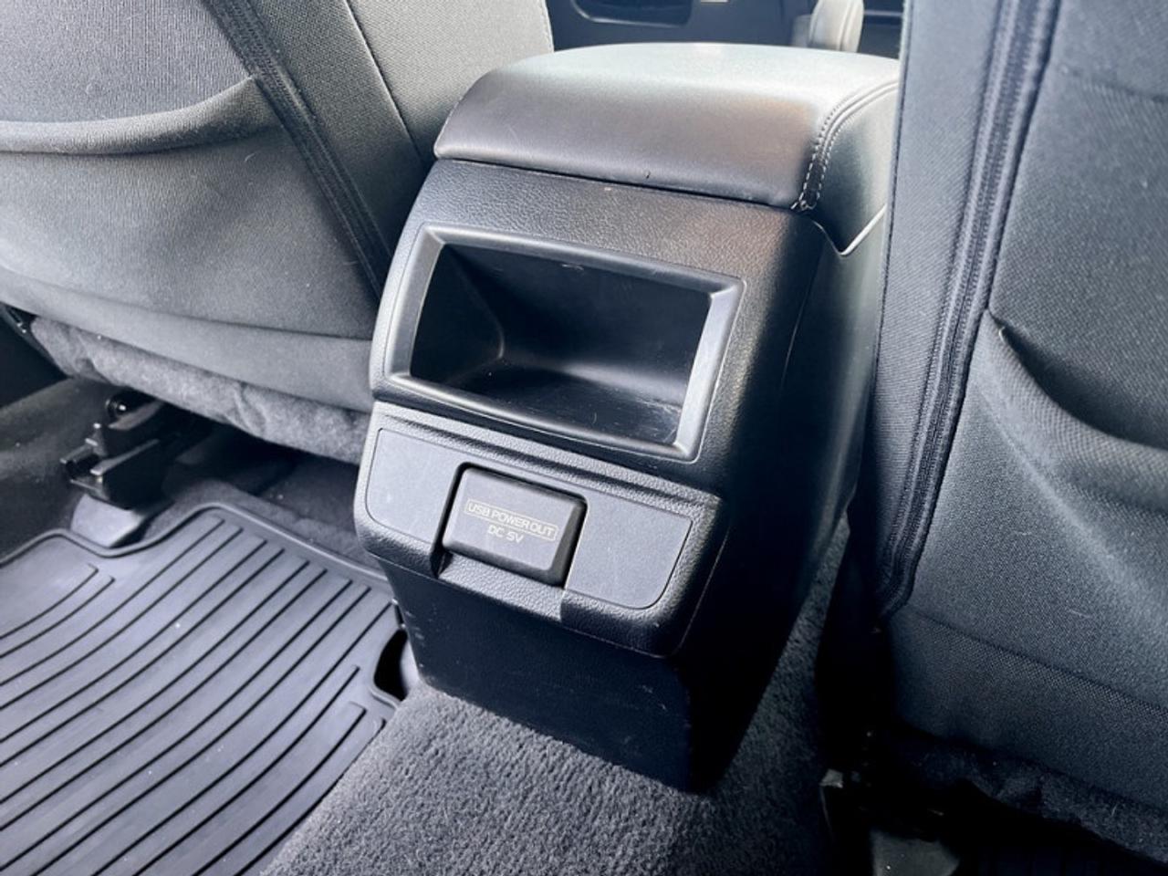 2018 Subaru Outback 2.5i  **AFTERMARKET ALLOY WHEELS** Photo