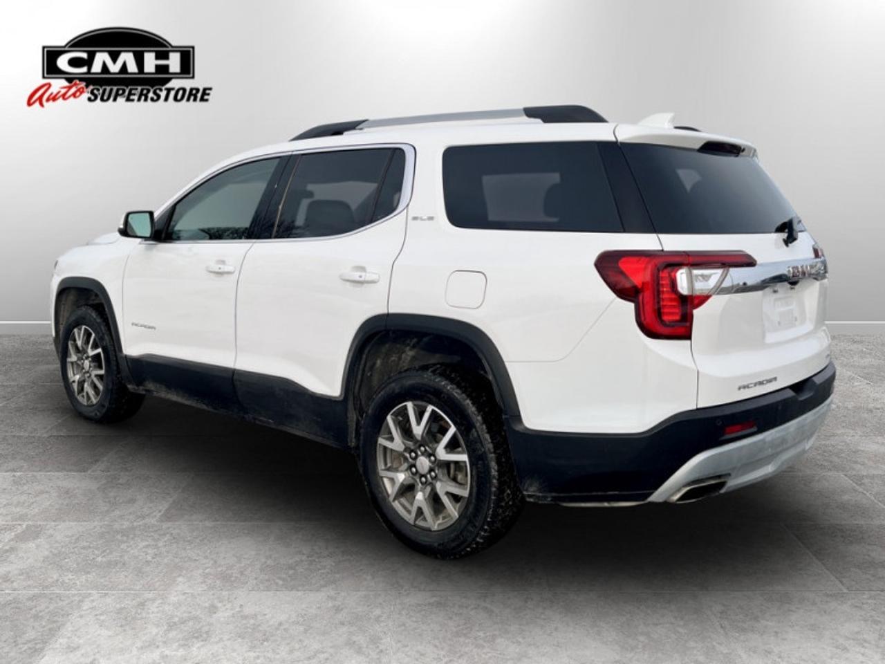 2022 GMC Acadia SLE  **7 PASSENGER - POWER LIFTGATE** Photo2