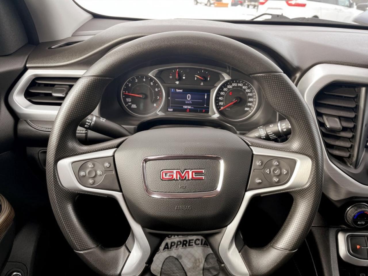 2022 GMC Acadia SLE  **7 PASSENGER - POWER LIFTGATE** Photo