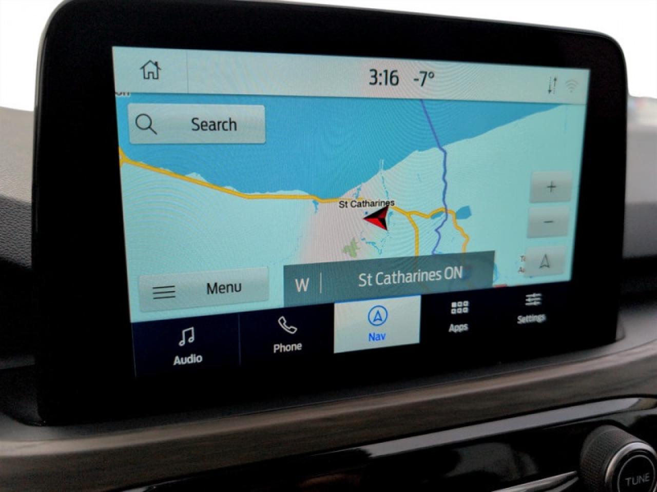 2020 Ford Escape Titanium w/Premium Pkg  **VERY LOW KMS** Photo