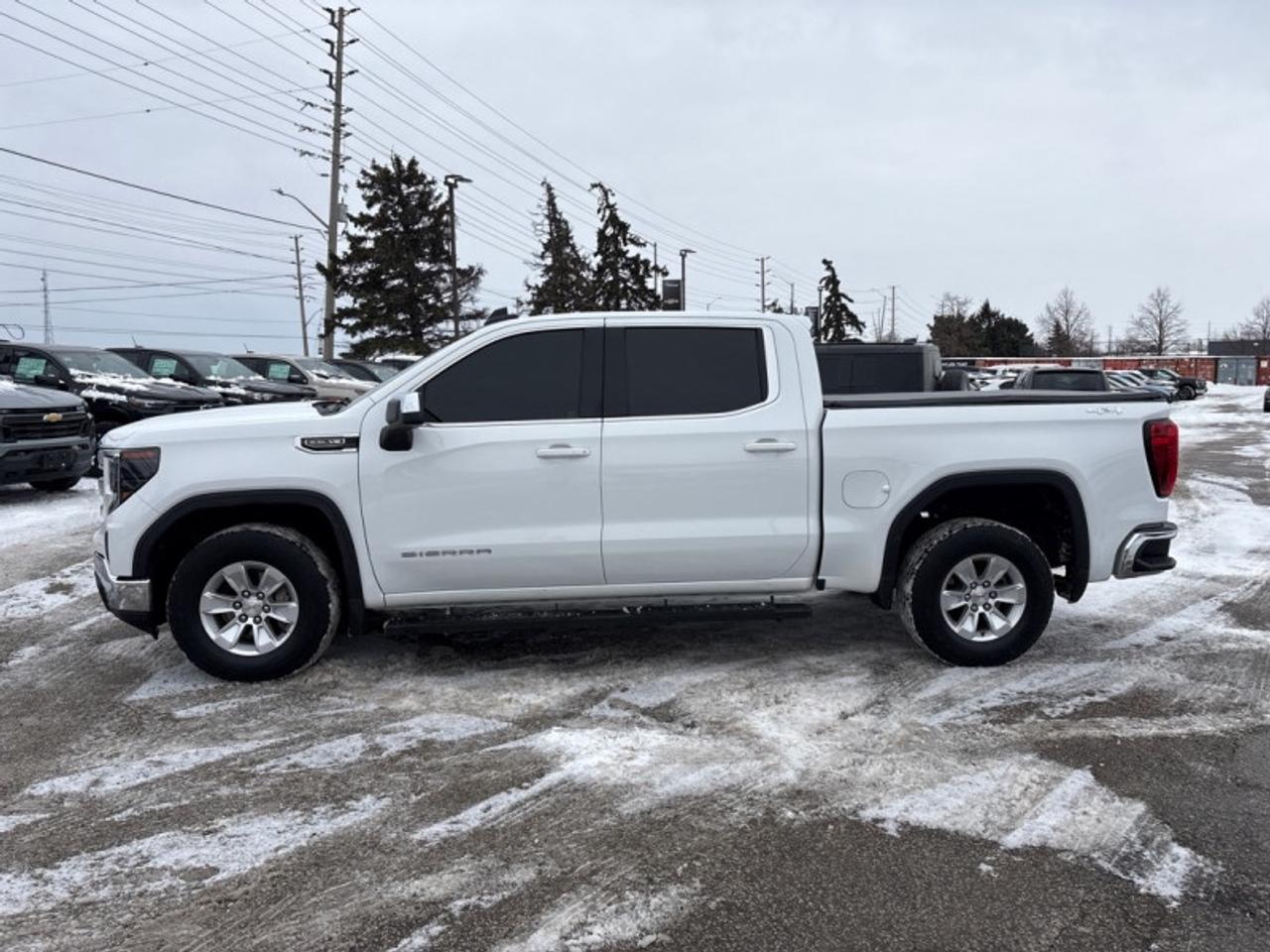 2023 GMC Sierra 1500 SLE  5.3L|13.4" Screen| Photo
