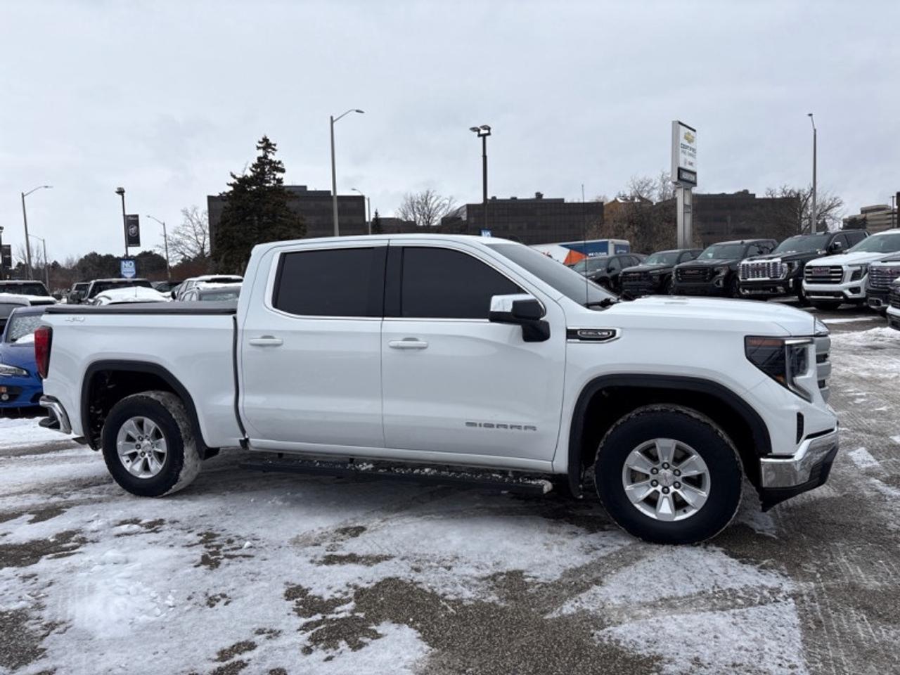 2023 GMC Sierra 1500 SLE  5.3L|13.4" Screen| Photo