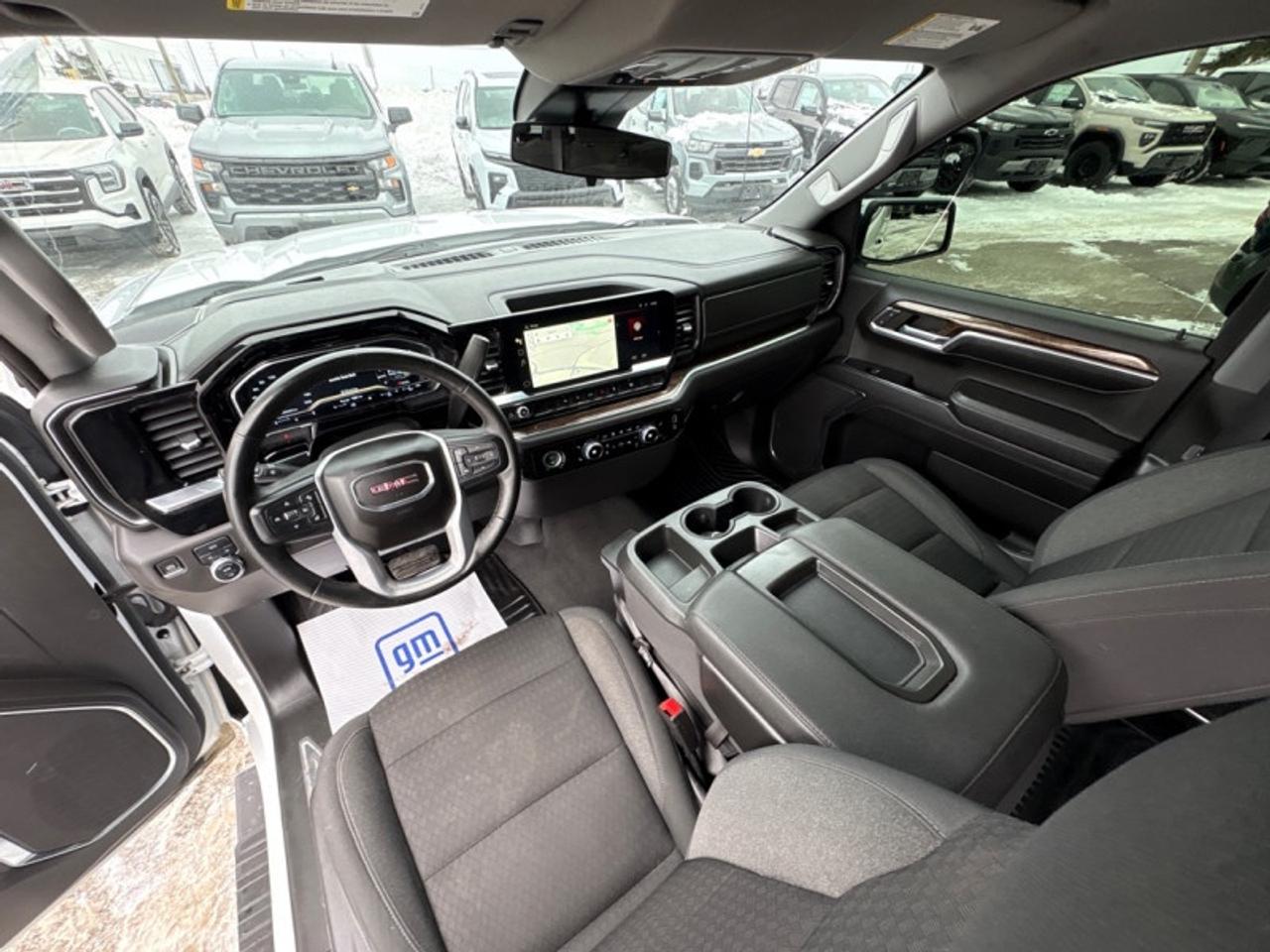 2023 GMC Sierra 1500 SLE  5.3L|13.4" Screen| Photo