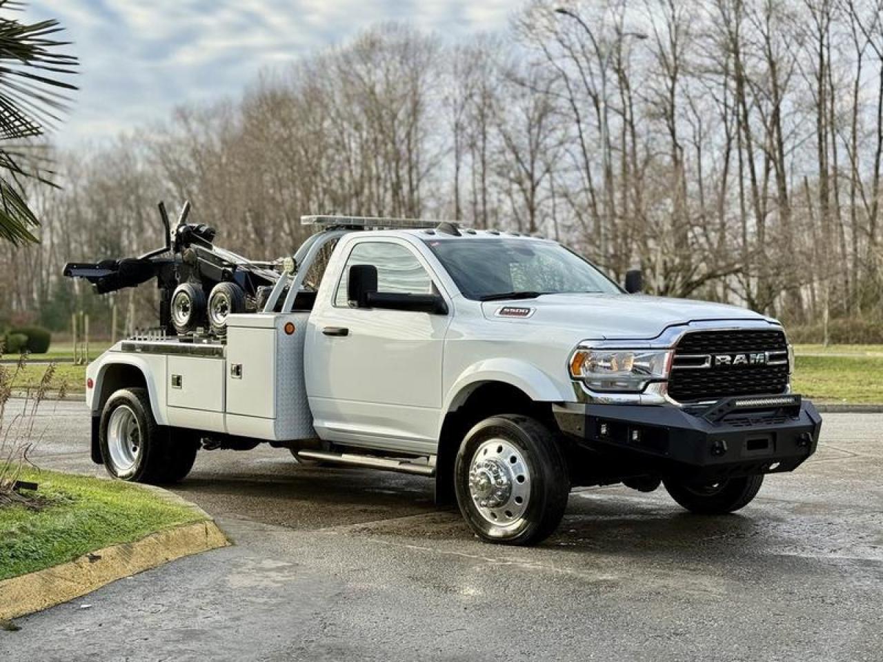 Used 2022 RAM 5500 Heavy Duty 4x4 Diesel Wrecker Tow Truck for sale in Burnaby, BC