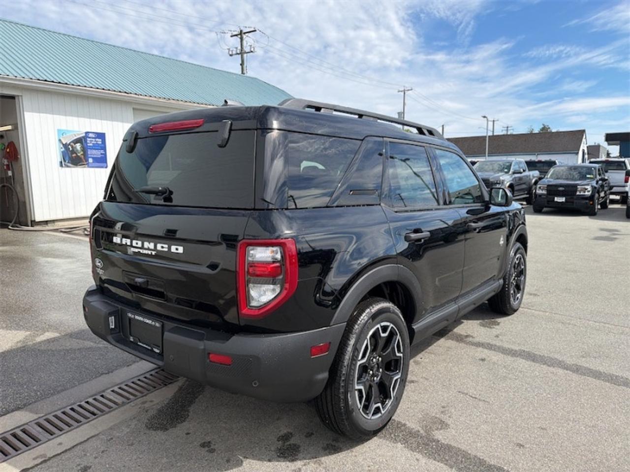 2026 Ford Bronco Sport Outer Banks  -  Remote Start Photo4