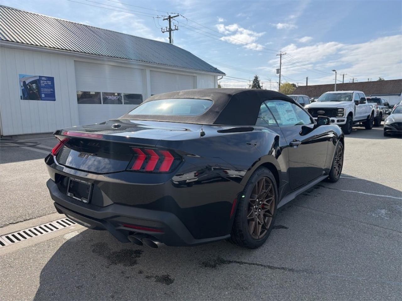 2026 Ford Mustang GT Premium  - Leather Seats Photo4