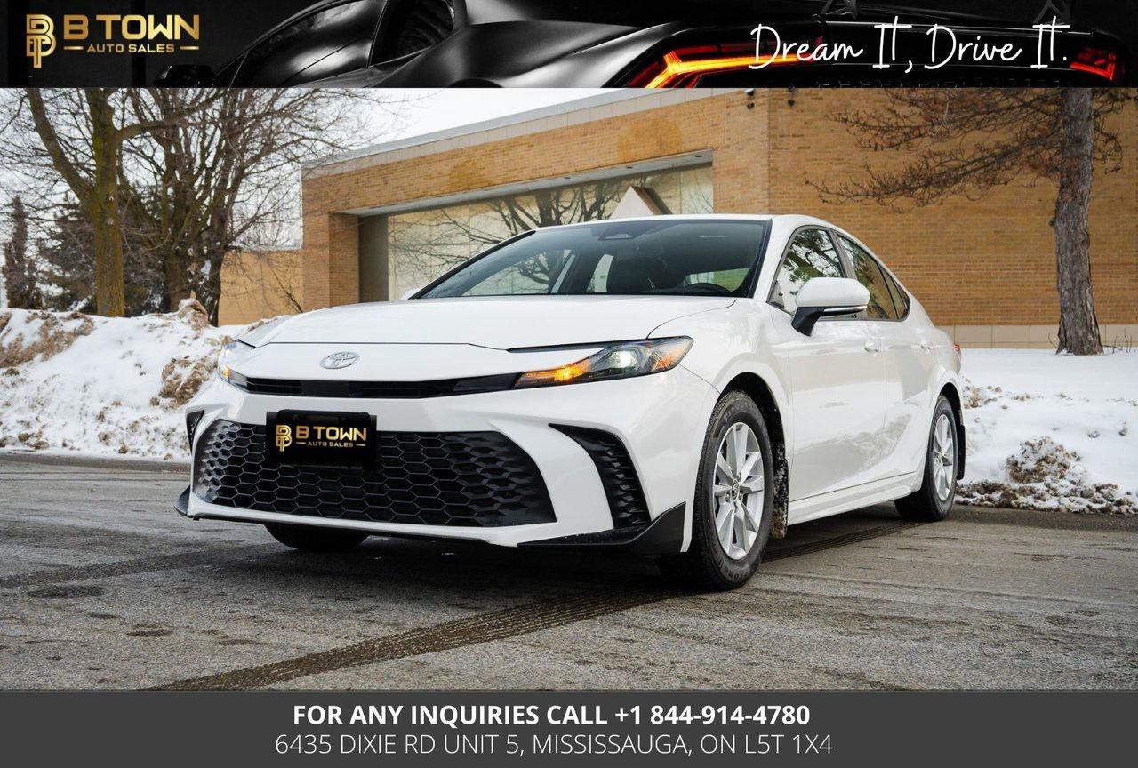 Used 2025 Toyota Camry SE Hybrid for sale in Mississauga, ON