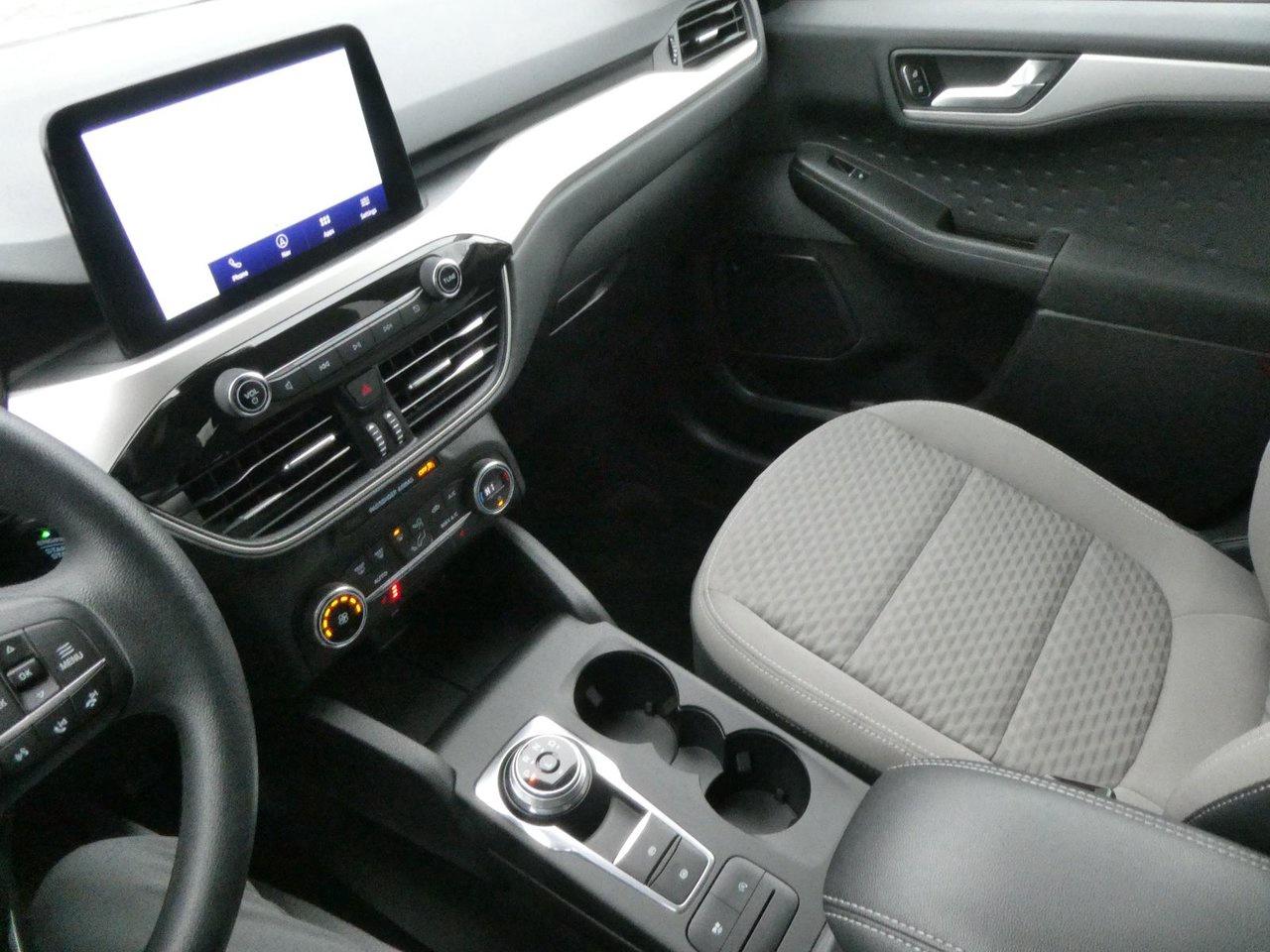 2020 Ford Escape SE SE Photo