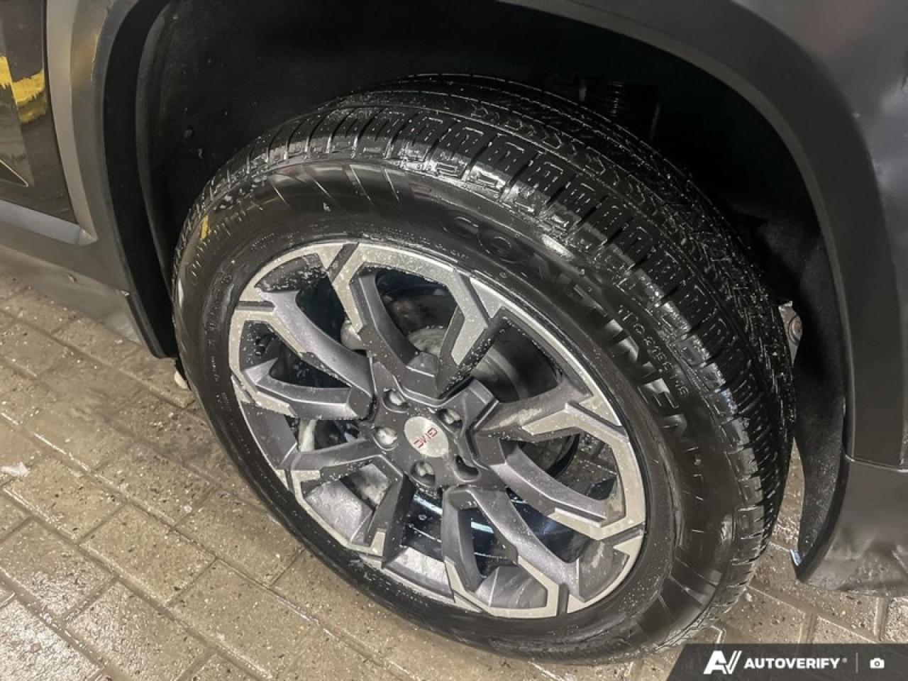 2026 GMC Terrain Elevation Premium Package  ELEVATION AWD, PREMIUM PACKAGE, SUNROOF Photo