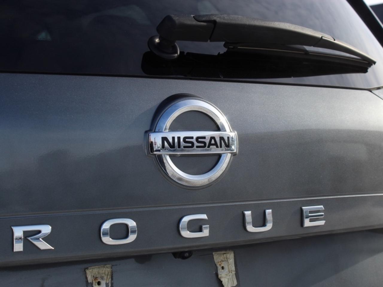 2021 Nissan Rogue SV  - Sunroof -  Heated Seats Photo