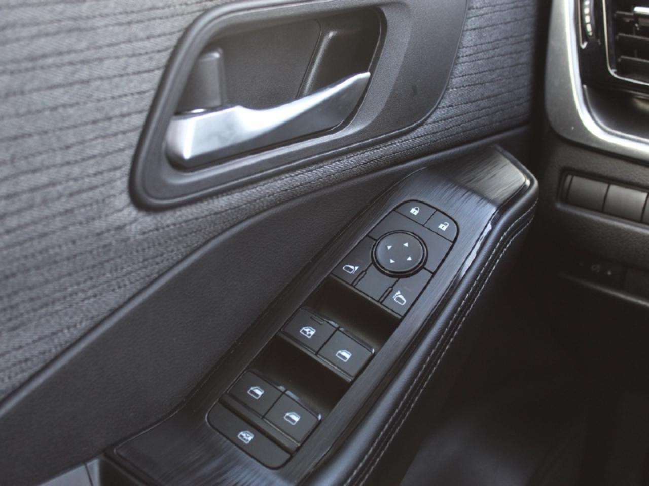 2021 Nissan Rogue SV  - Sunroof -  Heated Seats Photo