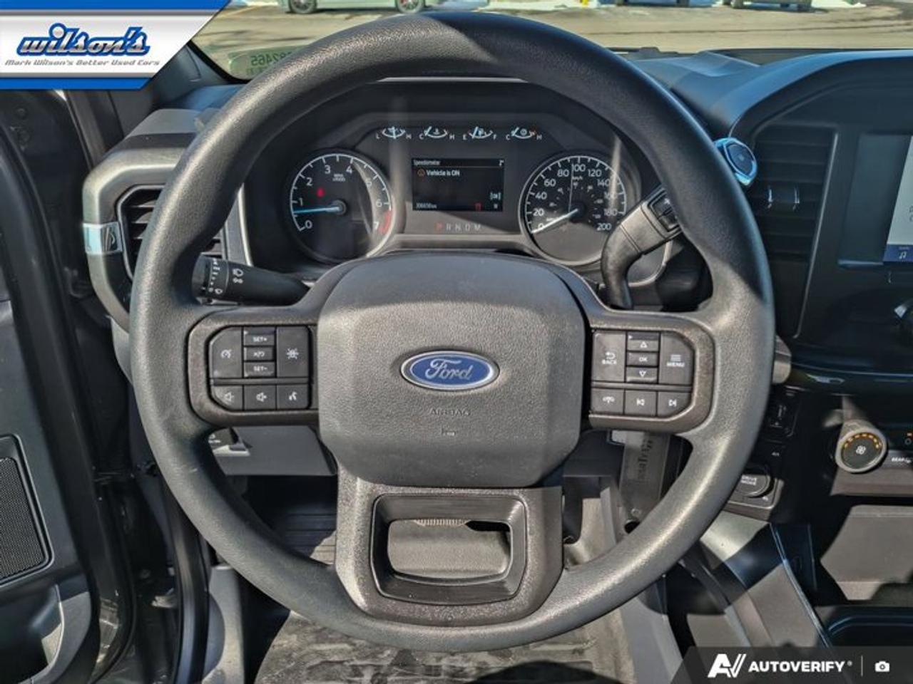 2021 Ford F-150 XL Crew 4X4 | STX Pkg | Bucket Seats | Tow Pkg | CarPlay + Android | Rear Camera | and More ! Photo