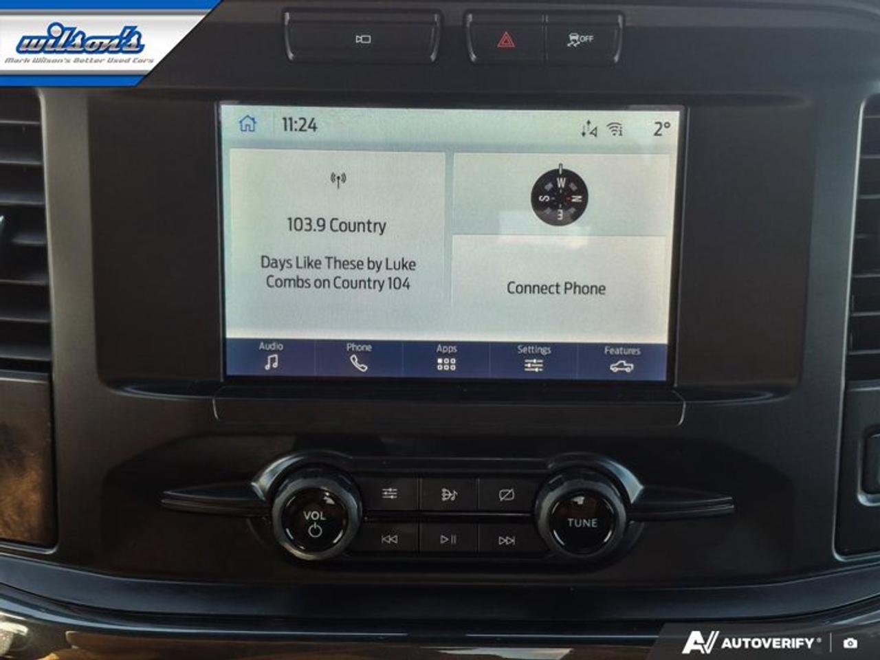 2021 Ford F-150 XL Crew 4X4 | STX Pkg | Bucket Seats | Tow Pkg | CarPlay + Android | Rear Camera | and More ! Photo