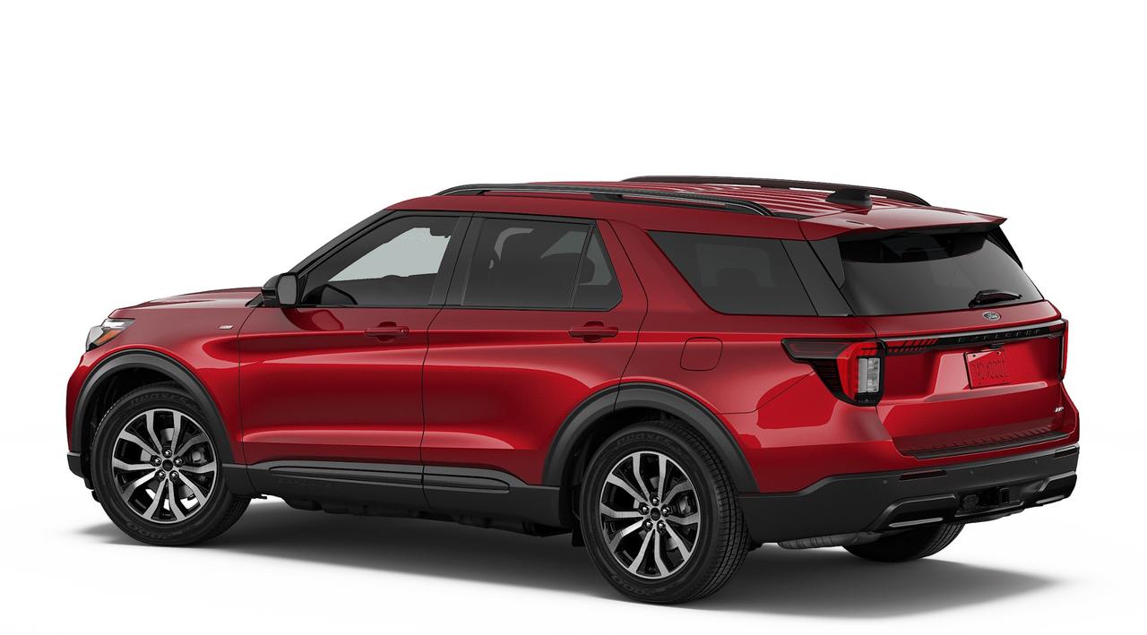2026 Ford Explorer ST-Line Photo