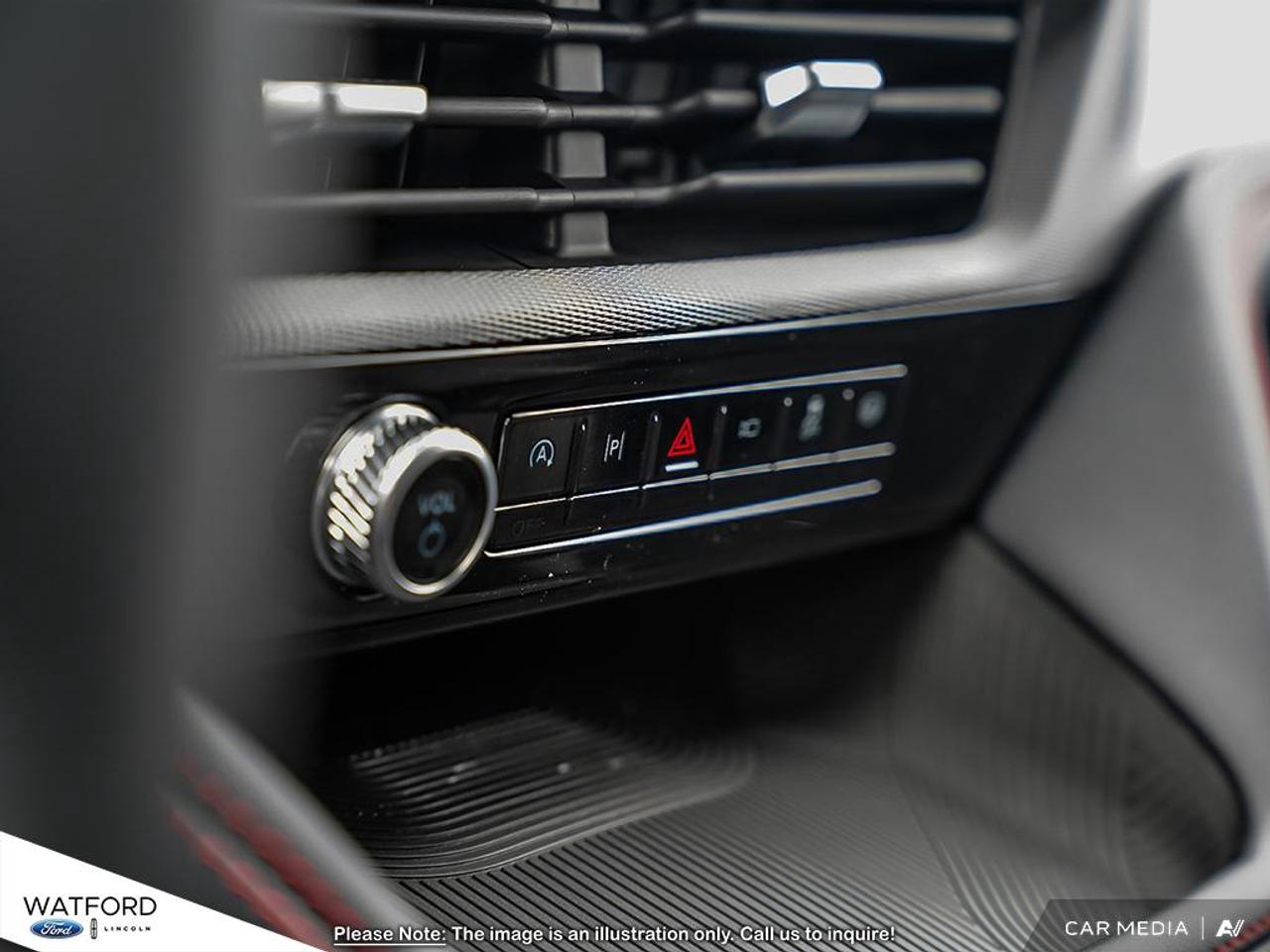 2026 Ford Explorer ST-Line Photo