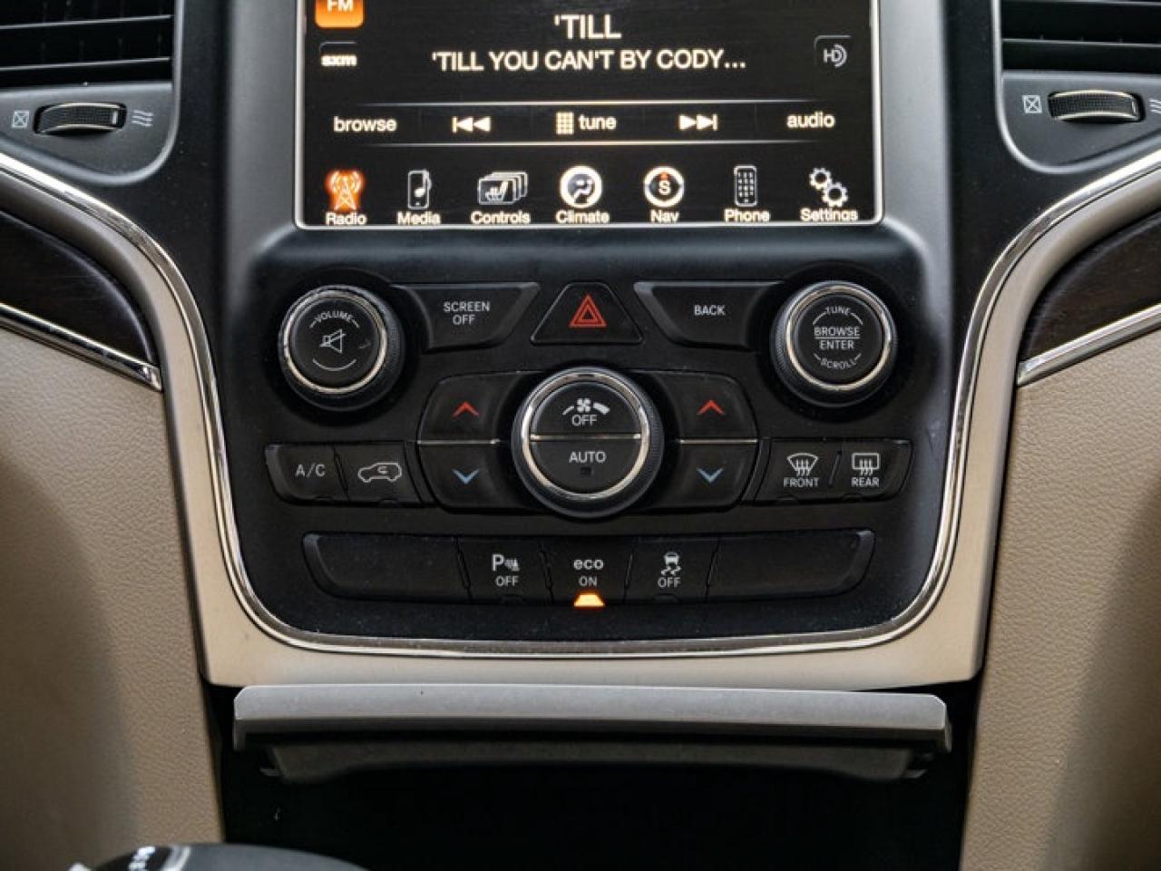 2014 Jeep Grand Cherokee Limited Photo