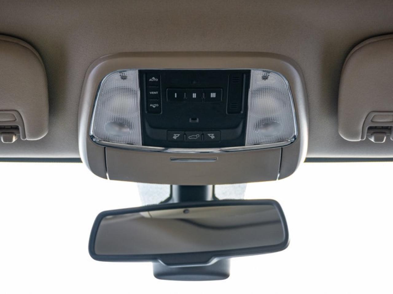 2014 Jeep Grand Cherokee Limited Photo