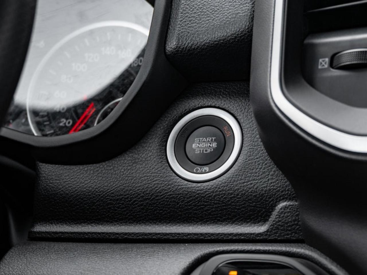 2026 RAM 1500 Express Photo