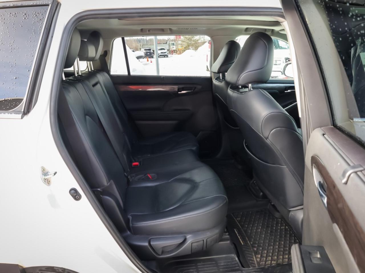 2020 Toyota Highlander Limited  - Leather Seats - $279 B/W Photo