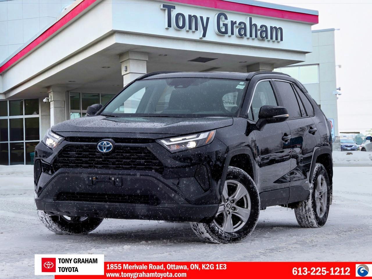 2023 Toyota RAV4 Hybrid XLE Photo