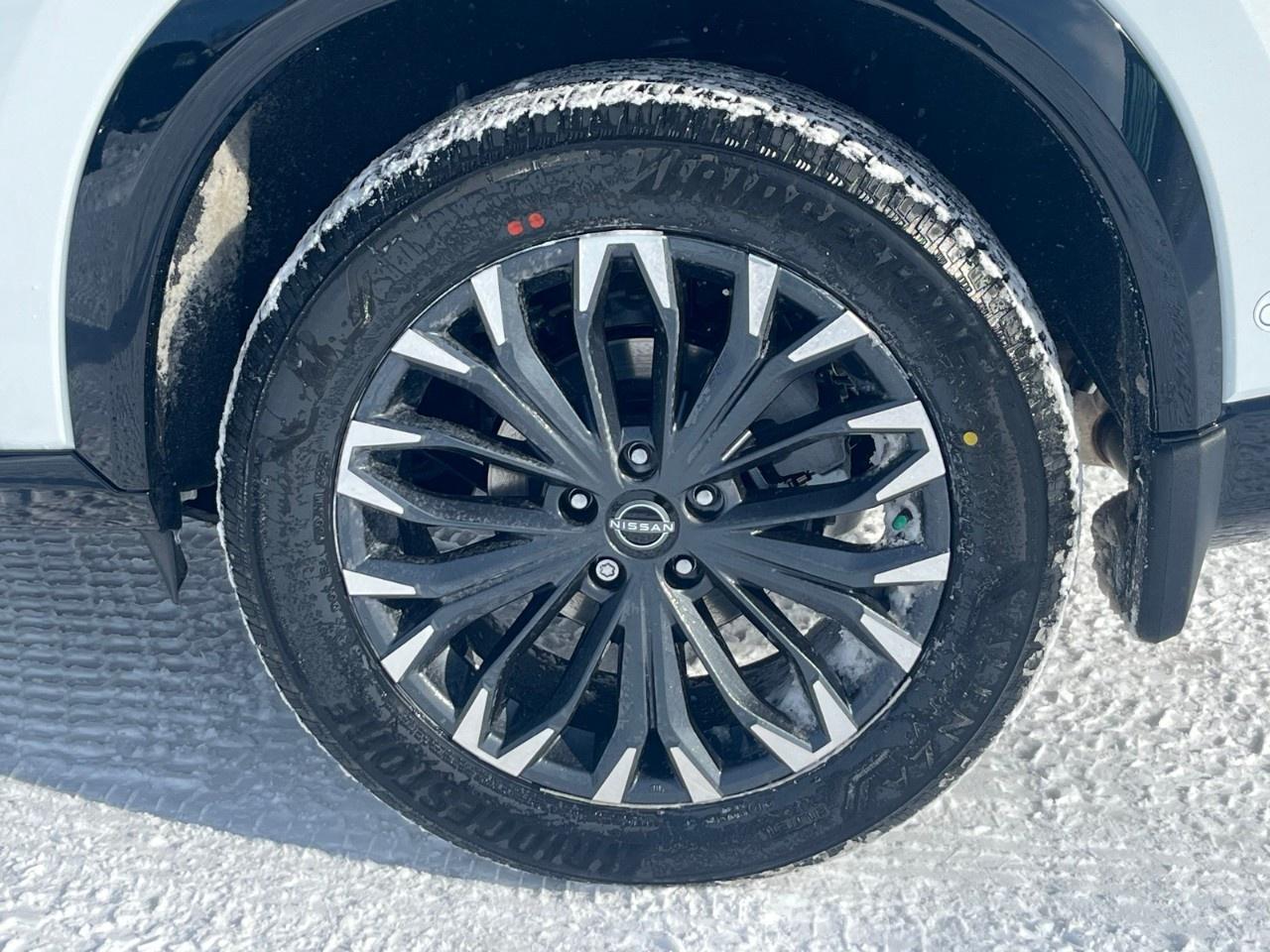 2026 Nissan Rogue AWD Platinum Photo