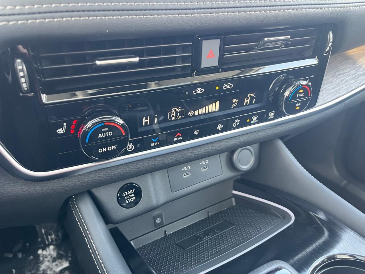 2026 Nissan Rogue AWD Platinum Photo