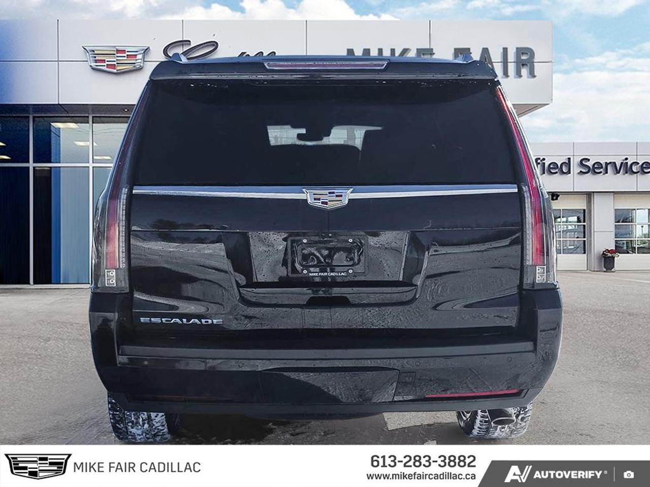 2019 Cadillac Escalade Platinum Magnetic Ride Control, Power Retractable Ride Control , LED Lighting Photo