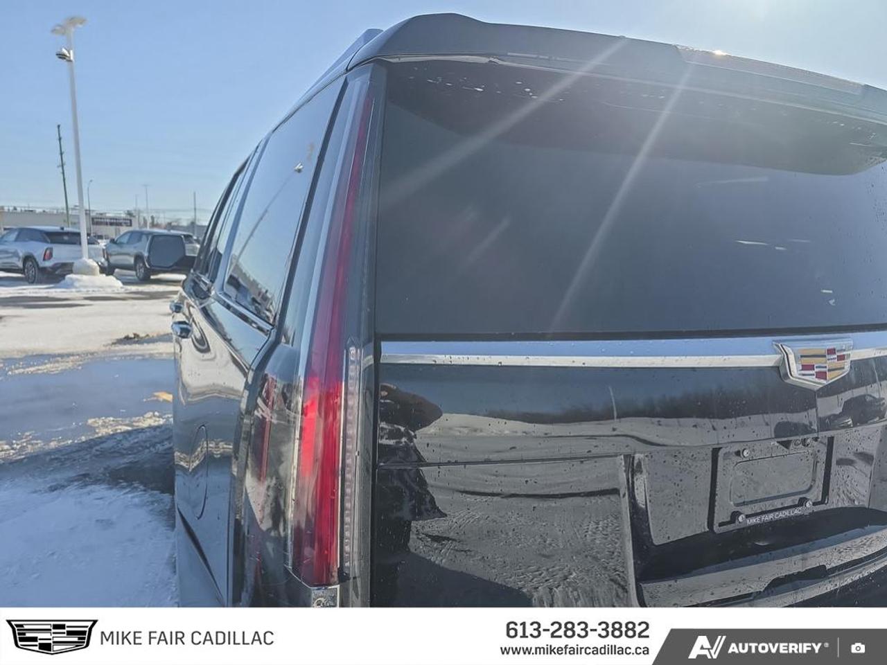 2019 Cadillac Escalade Platinum Magnetic Ride Control, Power Retractable Ride Control , LED Lighting Photo