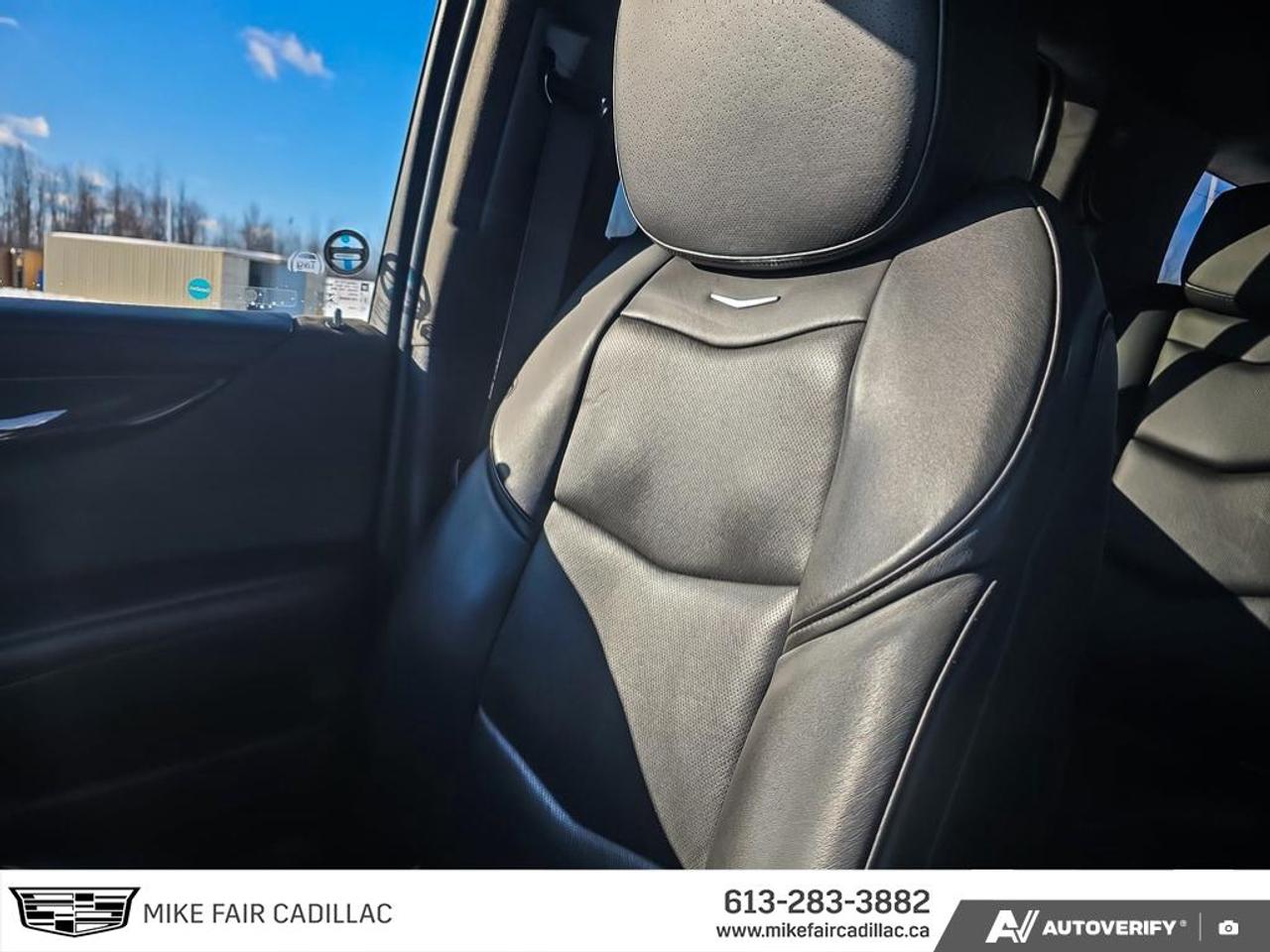 2019 Cadillac Escalade Platinum Magnetic Ride Control, Power Retractable Ride Control , LED Lighting Photo