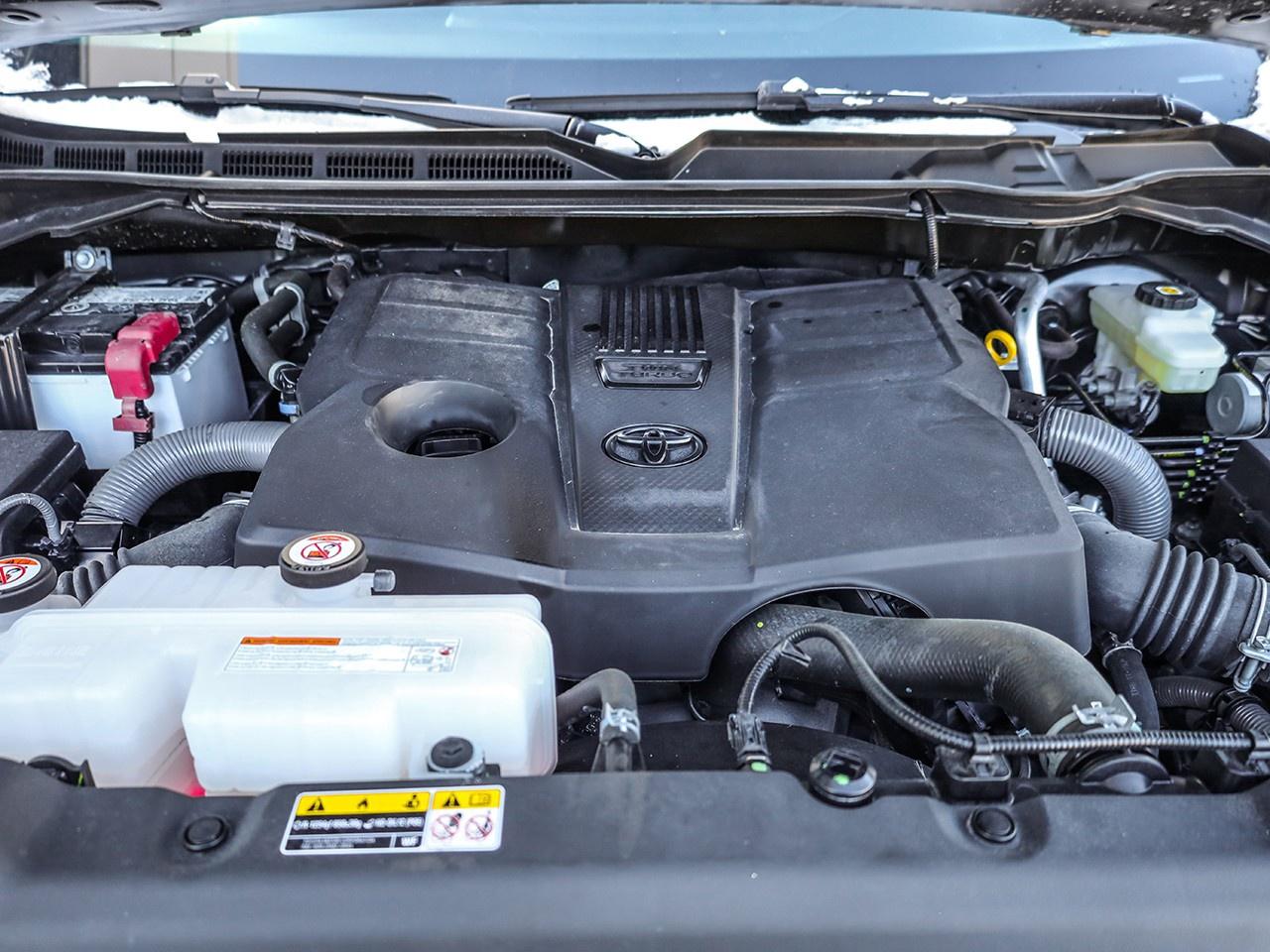 2024 Toyota Tundra Limited  Photo4