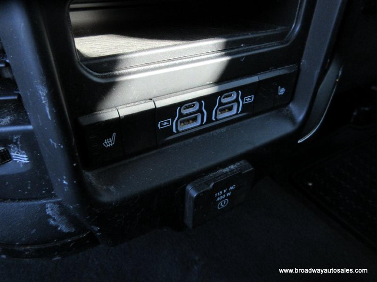 2023 RAM 2500 3/4-TON LIMITED-EDITION 5 PASSENGER 6.7L - CUMMINS.. 4X4..CREW-CAB.. 6.6-BOX.. NAVIGATION.. POWER SUNROOF.. LEATHER.. HEATED SEATS & WHEEL.. Photo