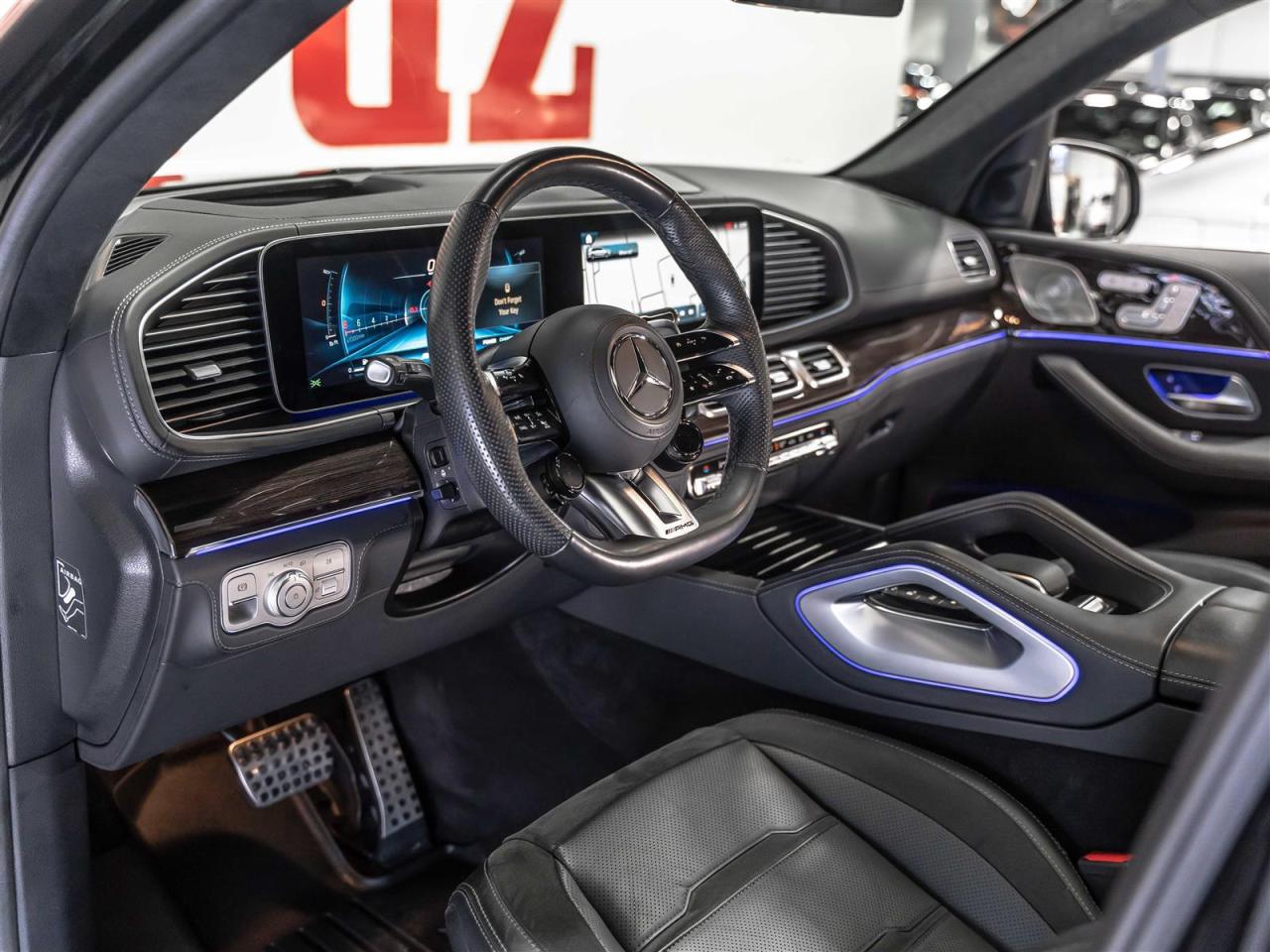 2024 Mercedes-Benz GLS AMG GLS 63|BRABUS WHEELS|PREMIUM REAR SEAT PKG|NIGHT PKG Photo4