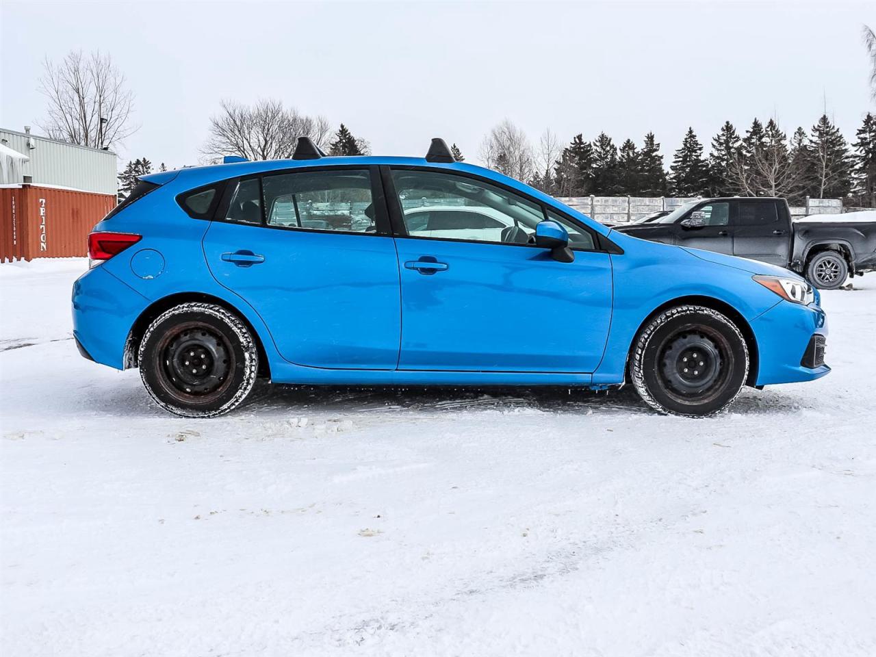 2022 Subaru Impreza Touring Photo2