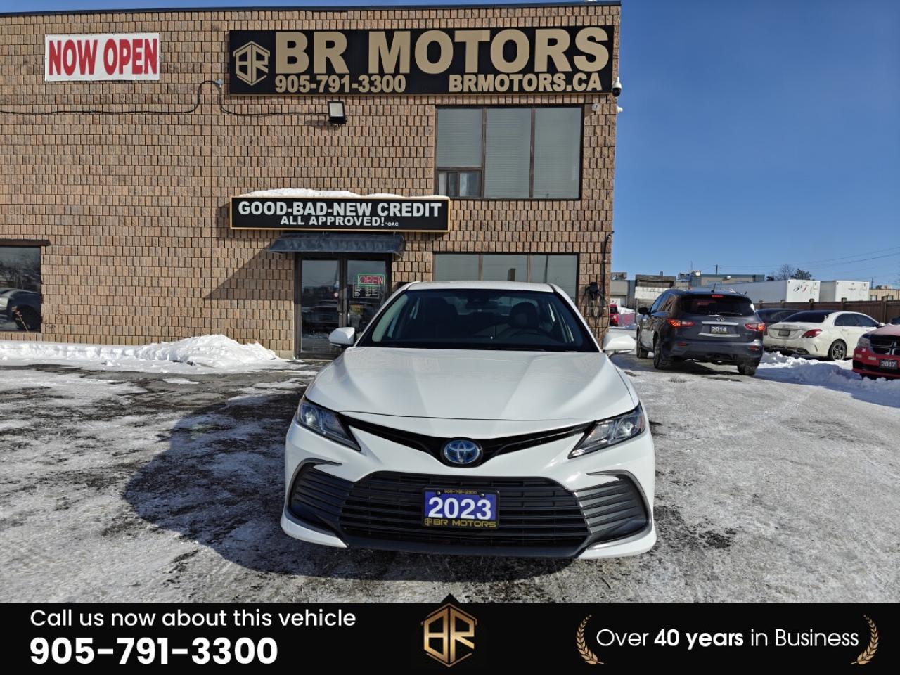 2023 Toyota Camry Hybrid LE | No Reported Accidents Photo