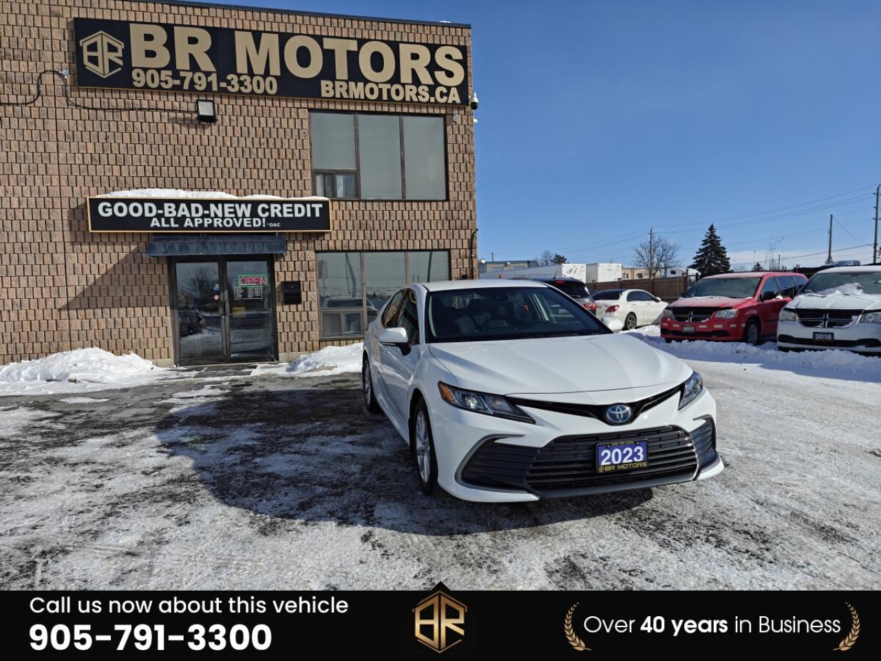 2023 Toyota Camry Hybrid LE | No Reported Accidents Photo