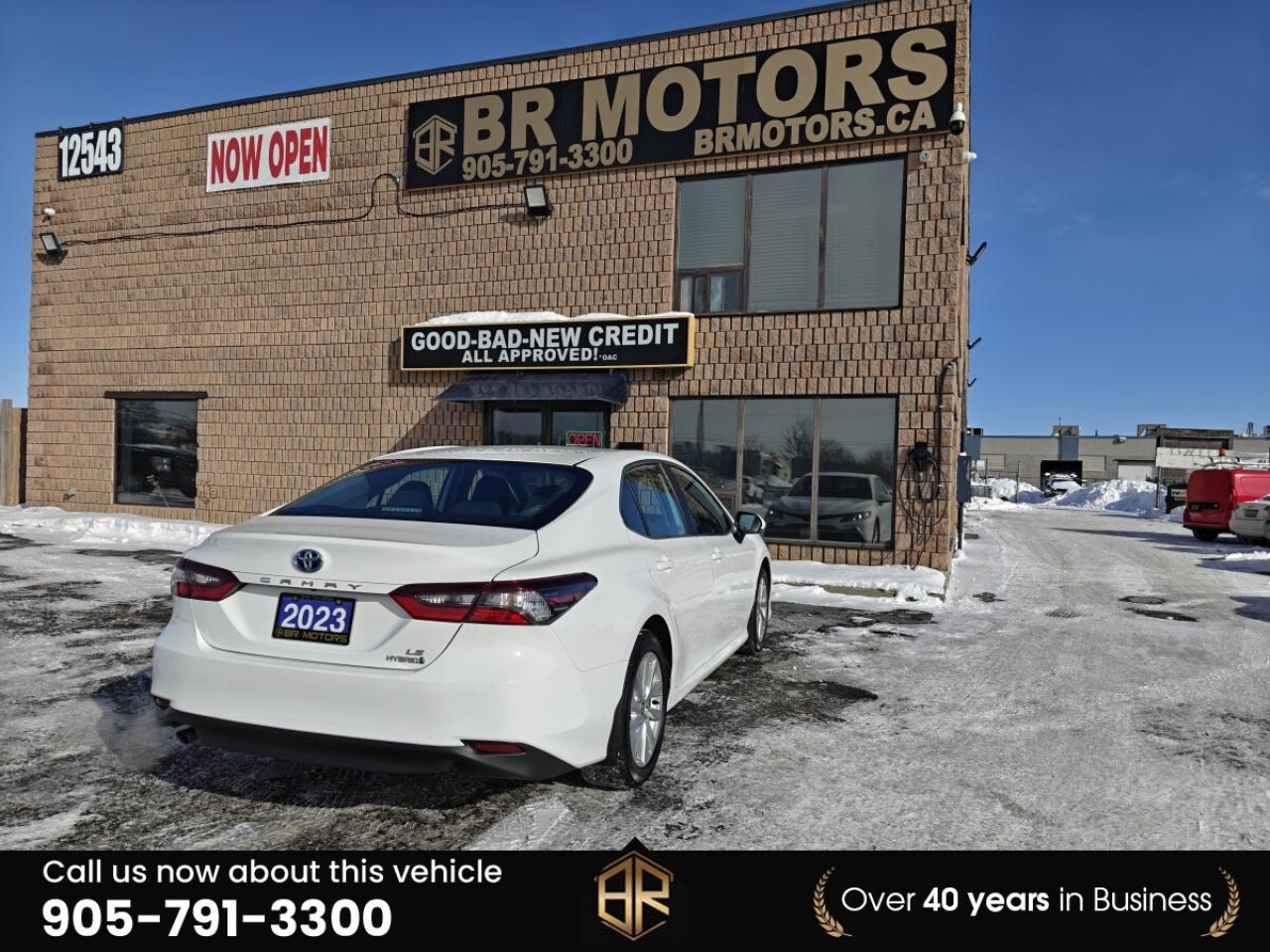 2023 Toyota Camry Hybrid LE | No Reported Accidents Photo