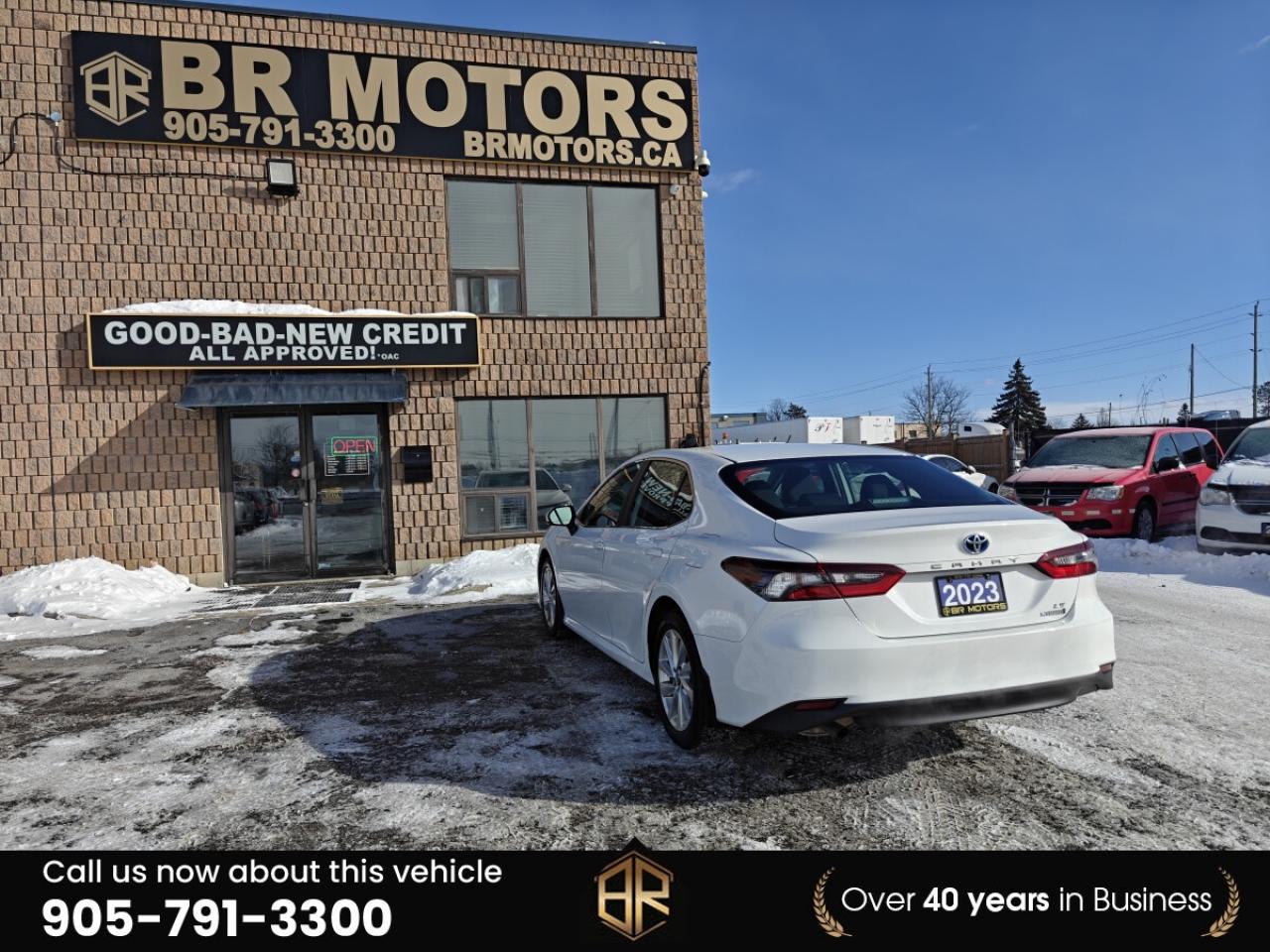 2023 Toyota Camry Hybrid LE | No Reported Accidents Photo