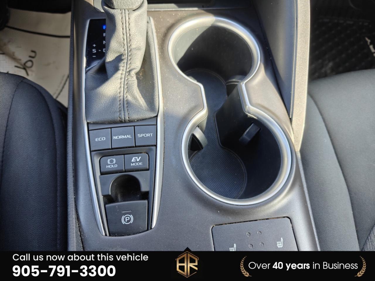 2023 Toyota Camry Hybrid LE | No Reported Accidents Photo