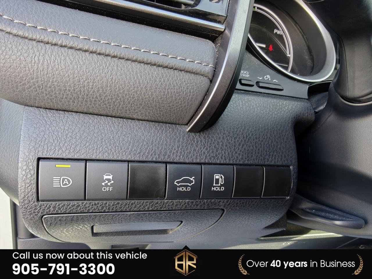 2023 Toyota Camry Hybrid LE | No Reported Accidents Photo